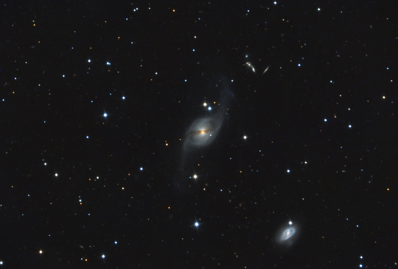 NGC 3718, NGC 3729 und Hickson 56 NGC 3718, NGC 3729